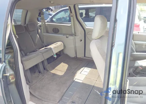 2005 Chrysler Town & Country Lx from USA, damaged, VIN 2C4GP44R05R355192